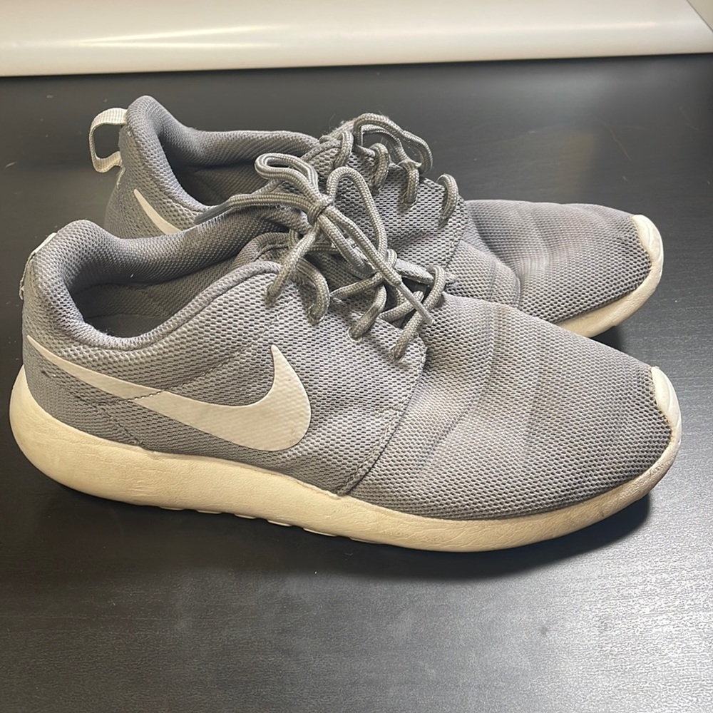 Nike Roshe One Wolf Grey womens 8
